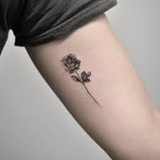 6 205 Likes 27 Comments Small Tattoos Small Tattoos On Instagram Single Needle Rose By Drag Ink Rose Tattoos For Women Tiny Rose Tattoos Neck Tattoo