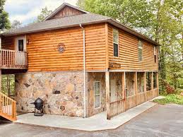 The cabins are located throughout the hocking hills region in southeastern ohio near logan, ohio. Lazy Bear Cabin Sevierville Updated 2021 Prices