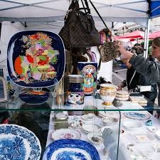 Best Flea Markets Across The Globe Fleas Flea Market European Honeymoons