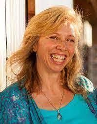 Jackie Jaynes's Instagram, Twitter & Facebook