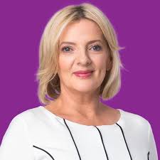 Liadh Ní Riada updated her profile picture.
