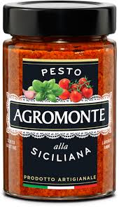 Il pesto rosso con pomodori secchi, mandorle e basilico si perfeziona con un ottimo olio extravergine di oliva che favorisce la creazione di una crema dal sapore intenso, unica nel suo genere e davvero squisita. Pesto Alla Siciliana Agromonte