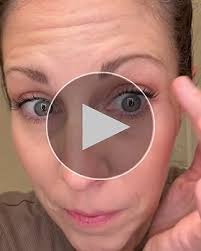 Amazon.com: AmazingCosmetics Line Smoother Primer, Lightweight, Long  Lasting, Hydrates, Smooths, Fills in Pores and Fine Lines, Natural Satin  Finish, Vegan : Beauty & Personal Care