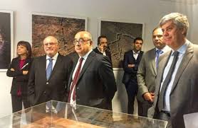 Espanha dissolve parlamento catalão e convoca eleições para dezembro. Comissao De Coordenacao De Desenvolvimento Regional Do Norte Gravuras Rupestres De Foz Coa Na Presidencia Do Conselho De Ministros