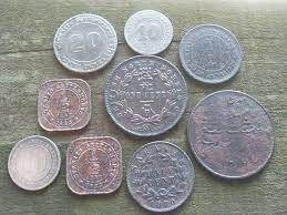 Untuk anda yang jenis mengumpul duit syiling dalam tabung la, bekas 'tupperware' la. Hasil Syiling Syiling Lama Dan Duit Kertas Lama Malaysia Facebook