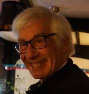 Editor who quit to run art shop dies aged 81