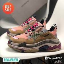 With its line of shoes, balenciaga is addressing every aspect of the modern woman who. Women Shoes Balenciaga Low Tops Sneakers Casual Fashion Shoes Kasut Perempuan Leather Mesh Sport Shoes Women Premium