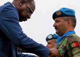 Gente de palmo e meio; Militares Portugueses Na Rca Distinguidos Com Medalha Das Nacoes Unidas Renascenca