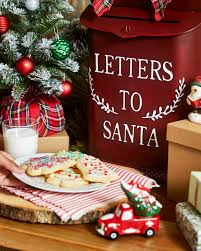 Christmas crackers are a traditional christmas favorite in the uk. Facebook