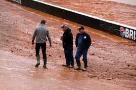 Bristol is a short track race cars go about 140mph on bristol's track which is.5 miles long. Rain Floods Bristol Nascar To Try Again Monday Cbs Detroit