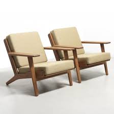 For Sale Pair Of Easy Chairs In Oak By Hans J Wegner For Getama Denmark 1950 S Vntg Vintage Easy Chair Chair Oak Sofa