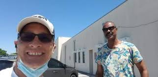 BSN Elisha McSweeney McSweeney reforzó por dos temporadas a los Brujos de  Guayama y brilló en la competencia local. El jugador, natural de Bahamas,  debutó en 1982 y promedio 23.0 puntos con