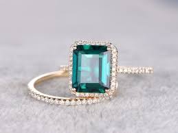 Emerald Engagement Ring Set In Bbbgem We Have Natural And Lab Treated Emerald Weddi Emerald Wedding Rings Emerald Engagement Ring Set Emerald Wedding Rings Set