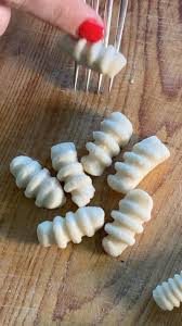 The Pasta Queen Cooking On Instagram Let S Make Gnocchetti Sardi A Classic Sardinian Pasta Shape Ingredients 400gr Of In 2020 Pasta Shapes Cooking Ingredients