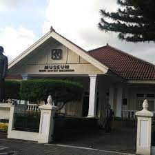 Bandingkan semua maskapai besar dan pesan dalam beberapa langkah mudah. Museum Bank Bri Purwokerto