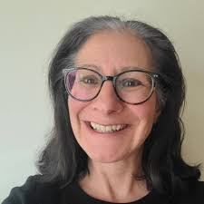 Shelly Dudley's Instagram, Twitter & Facebook