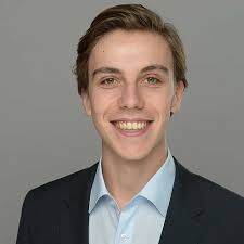 Freedom of Expression in the Digital Public Sphere