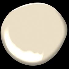 The best warm neutral paint colour while the world hasn't quite shifted into the warmer end of things yet, the tides they are a turnin'. Gentle Cream Oc 96 Benjamin Moore