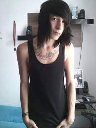 Emo Boy Long Hair Man Emo Hairstyles For Guys Long Hair Styles Men Cute Emo Guys