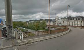 Dans l'éventualité où il ne reviendrait pas vivant, guillaume présente son fils robert à ses fidèles barons pour recevoir le trône ducal en héritage. Travaux A Rouen Une Rampe D Acces Au Pont Guillaume Le Conquerant Fermee Tout L Ete 76actu