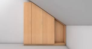 Wir geben ihnen ein paar dachschräge ideen, die ihnen helfen könnten, den raum optisch zu vergrößern und die schräge zum vorteil zu machen. Einbauschrank Fur Dachschrage Deinschrank De