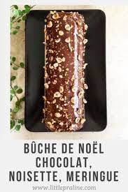 Buche De Noel Au Chocolat Noisette Et Meringue Buche De Noel Chocolat Recette Dessert Noel Buche De Noel