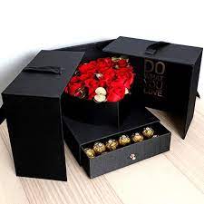 Valentine's day is all about showing your love and sharing your heart. Valentines Day Gifts For Her Online Best Valentines Gifts For Her 2021 Ferns N Petals