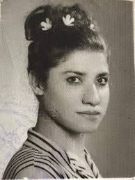 ست فوزیە احمد صالح هاوژینی حاکم شوان خوشكى غازى احمد صالح كچی احمد افندی  مامۆستا بوە لە مە کتە بی فيصليه مدير مه يته م بوو..