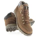 M: Caterpillar Men s Highbury Chukka Boot: Shoes