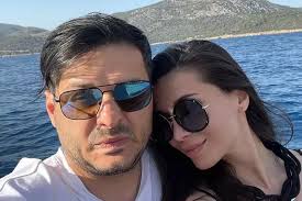 Băiețelul lui liviu vârciu seamănă atât cu el, cât și cu partenera sa de viață. Liviu Varciu È™i Anda CÄƒlin Aproape È™i Au Spus Adio Am Stat SeparaÈ›i Galerie Foto Stiri Vedete Si Evenimente Viva Ro