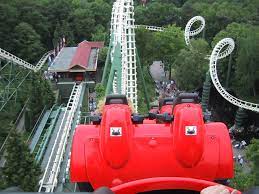 Wenn deinem liebsten spaßvogel keine achterbahn zu schnell ist, dann überrasche ihn mit efteling mit übernachtung. Python Efteling Wikipedia