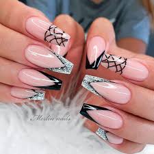Black french manicure is for women who are eager to experiment. Stunning V French Tip Nails Designs Cute Manicure