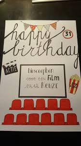 Acties voor bioscoop kaartjes bemachtig je natuurlijk bij ons! Handlettering Bon Bioscoop Handbelettering Cadeautjes Handlettering