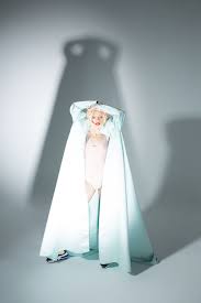 Son dönemde bir çok dizi ve film projesinde yer alan güzel oyuncu hazar ergüçlü sevgilisi kimdir sosyal medyayı etkin kullanan ve. Self Made W Hazar Erguclu Based Istanbul