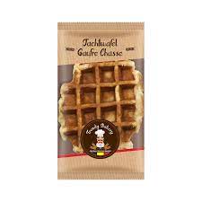 La gaufre de chasse est une pâtisserie épaisse faite à base de pâte fermentée à la levure avec du sucre gros grains, dit aussi « sucre perlé . Gaufres De Chasse 90gr 1pc