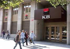 Bank accounts, loans, mortgages, savings, investments. Internetove Bankovnictvi Komercni Banky Je Nadale Pretizene Idnes Cz