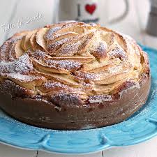 La torta di mele e mascarpone è un dolce molto soffice e semplice da preparare. Torta Al Mascarpone E Mele Bimby Tutto Fa Brodo In Cucina