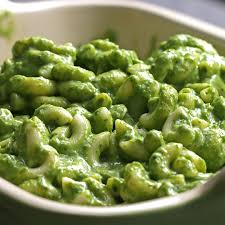 Green Mac N Cheese Recipe By Tasty Recipes Food Spinach Mac And Cheese