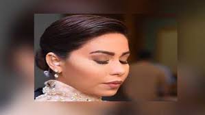 وقد أثار هذا الفيديو ردود فعل قوية تجاه المطربة المصرية، ووصل الأمر إلى حد منع شيرين عبد الوهاب من. Ø§Ù„Ø¨ÙˆØ§Ø¨Ø© Ù†ÙŠÙˆØ² Ø´ÙŠØ±ÙŠÙ† Ø¹Ø¨Ø¯Ø§Ù„ÙˆÙ‡Ø§Ø¨ Ù‚Ù„Ø¨ÙŠ Ø­Ø²ÙŠÙ† ÙˆÙ…ÙˆØ¬ÙˆØ¹