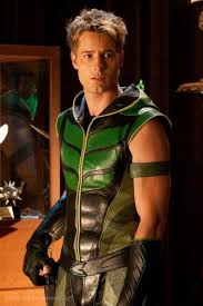 Green Arrow Drama Nears Pilot Order At Cw Green Arrow Smallville Smallville Justin Hartley The things you learn at @unbreakable.