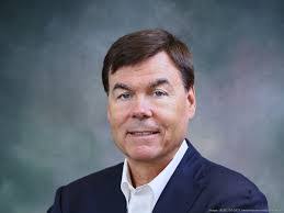 Eric Stang's Instagram, Twitter & Facebook