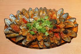 Namun, untuk dapat menikmati sajian seafood saus padang di warung makan atau restoran,. Resep Saus Padang Dentist Chef
