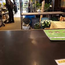 Classic, modern forward thinking flower arrangements since 1947. Photos At Scotts Flowers Nyc Garment District 2 Tips