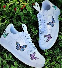 Butterfly Air Force 1 Nike Af1 Custom In 2020 Butterfly Shoes Nike Air Shoes Nike Shoes Air Force