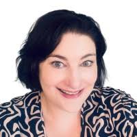 20+ "Laura Dare" profiles