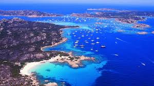 Altri magnati non si sono fatti vivi e ieri il giudice ha deciso che l'isola dovrà subito passare al parco. Isola Di Budelli Blindata L Ordinanza Spiaggia Cavaliere Chiusa Per Tre Quarti Sardiniapost It