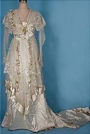 Antiquedress Com Museum Items For Sale Antique Wedding Dresses Historical Dresses Vintage Gowns