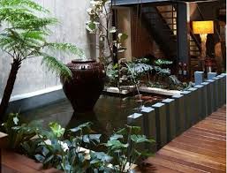 40 gambar kolam ikan minimalis (kolam ikan koi, kolam ikan hias, dan taman kolam ikan). 11 Pilihan Desain Kolam Ikan Dalam Rumah Interior Hunian Jadi Lebih Cantik Rumah123 Com