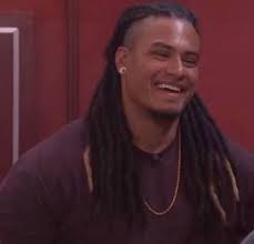 The saving grace in all this is when Julie reads the winner of America's  Favorite Player and Morgan and Rachel unabashedly make their way to the  front thinking it's them. Then Julie