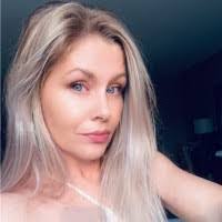 Amber Stubert's Instagram, Twitter & Facebook